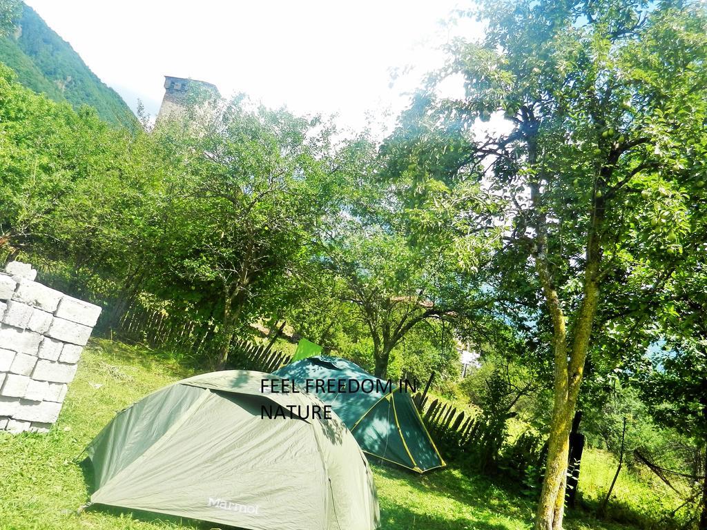 Guest House Katia Местия Екстериор снимка
