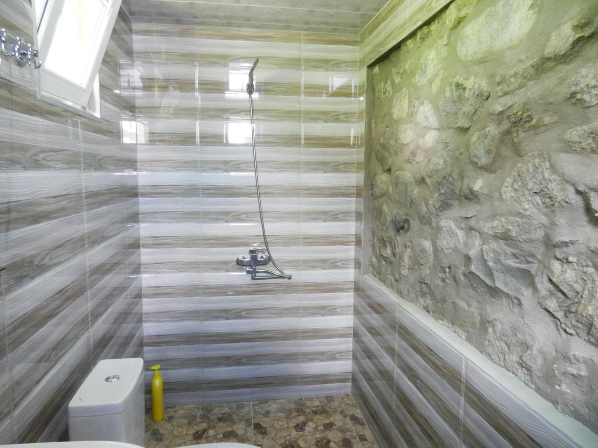 Guest House Katia Местия Екстериор снимка